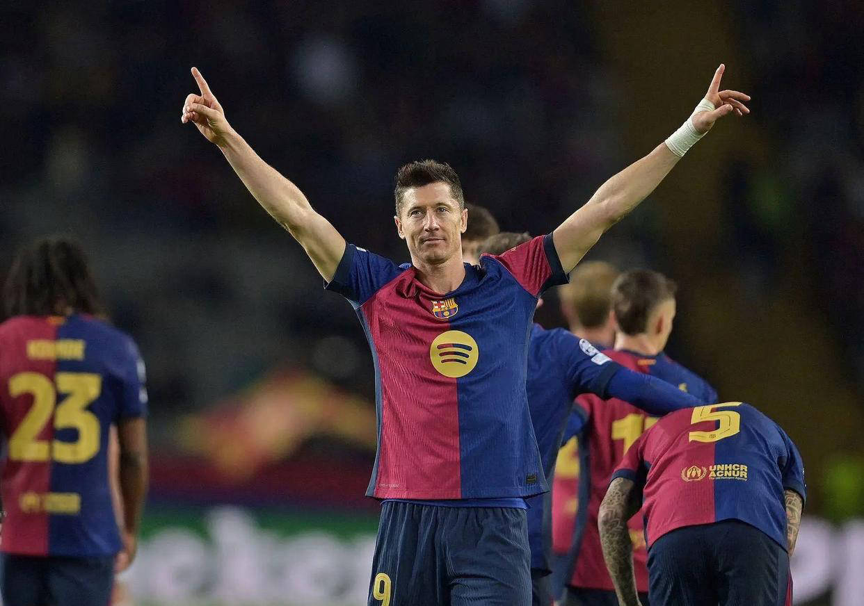 阿拉维斯主场战胜对手,斩获三分 阿拉维斯主场战胜对手,斩获三分