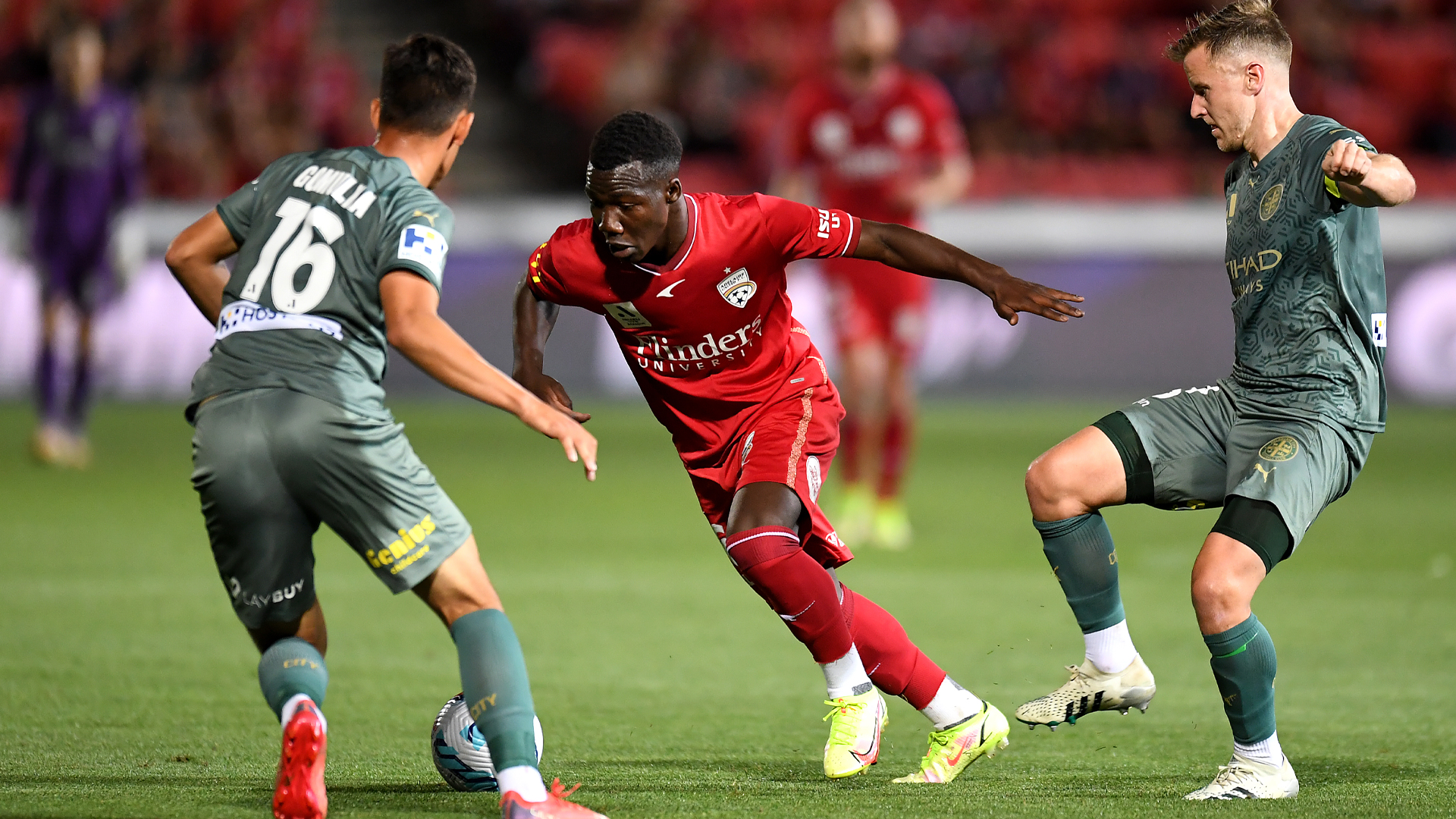 B体育新闻-包含阿德莱德联士气高昂,连胜晋级四强的词条