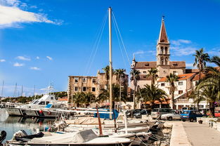 B体育官网app-利物浦憾失欧冠冠军,遭皇马逆转2:1屈居亚军