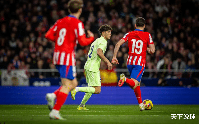 巴萨后防连续失误,近期状态堪忧 巴萨后防连续失误,近期状态堪忧