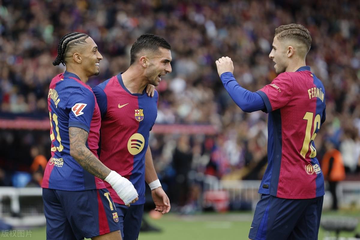 巴塞罗那客场不敌拉科鲁尼亚,意外失分 巴塞罗那客场不敌拉科鲁尼亚,意外失分