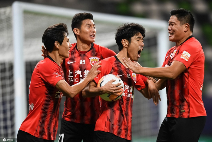 苏宁负于上港,保级形势不容乐观的简单介绍