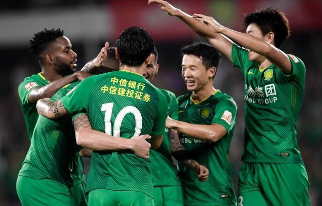 包含广州恒大客场击败河南建业,继续领跑积分榜的词条