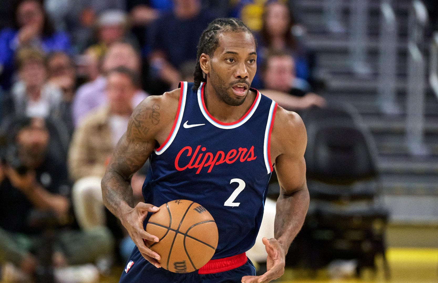 关于快船负于掘金,戴维斯无力回天的信息