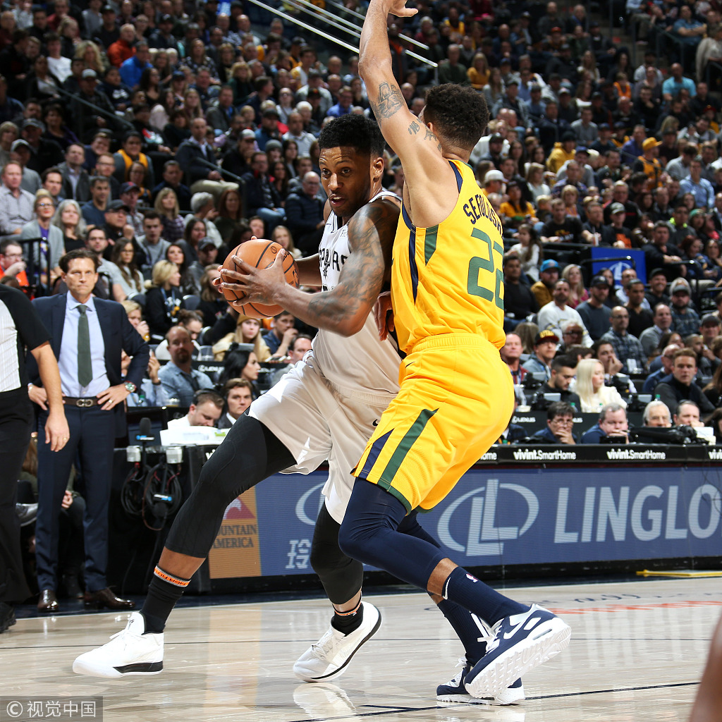 B体育网页版入口-马刺擒尼克斯,戈贝尔重返场上