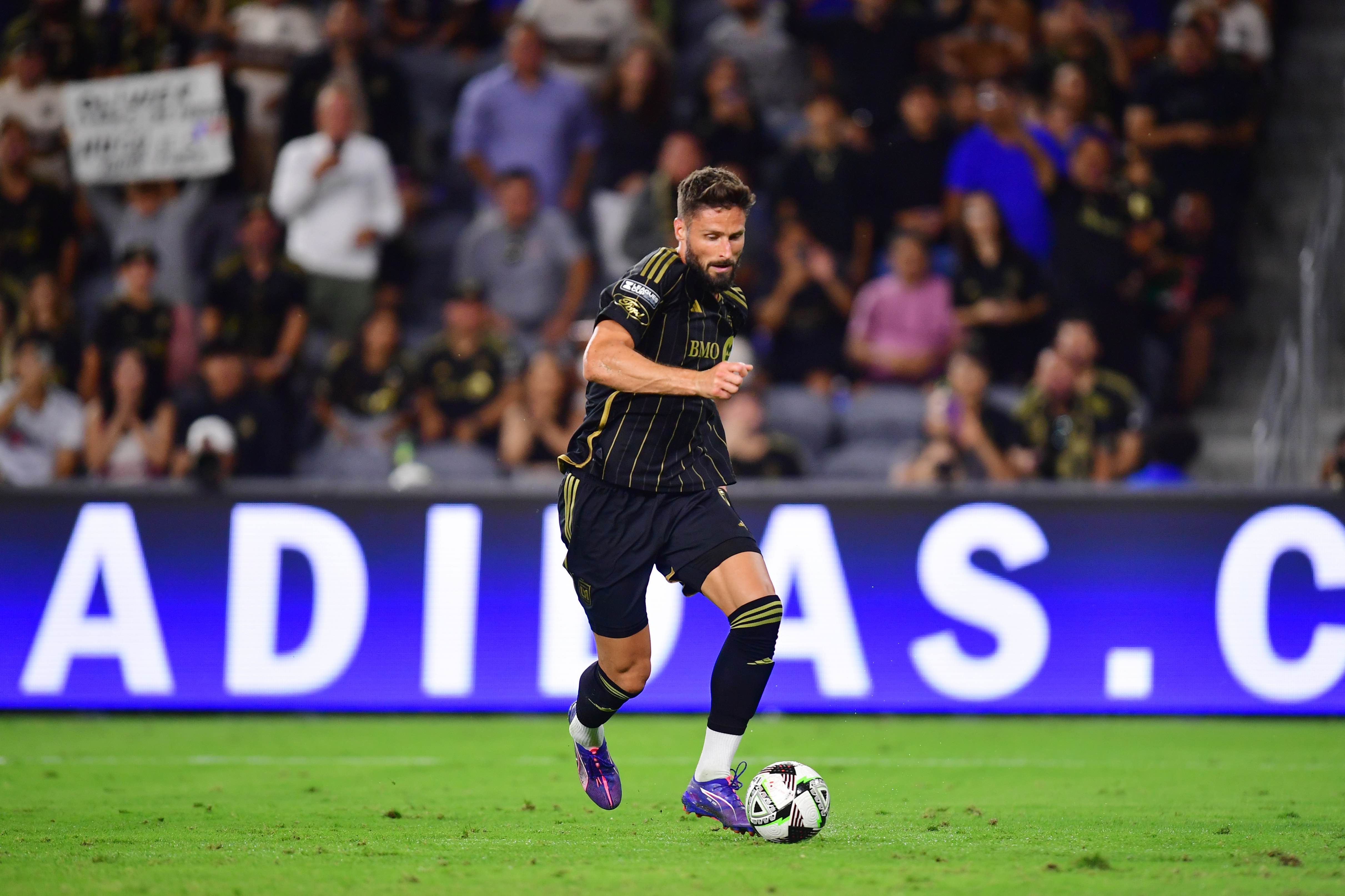 B体育官方入口-切尔西主场告捷,全取三分提前晋级淘汰赛的简单介绍