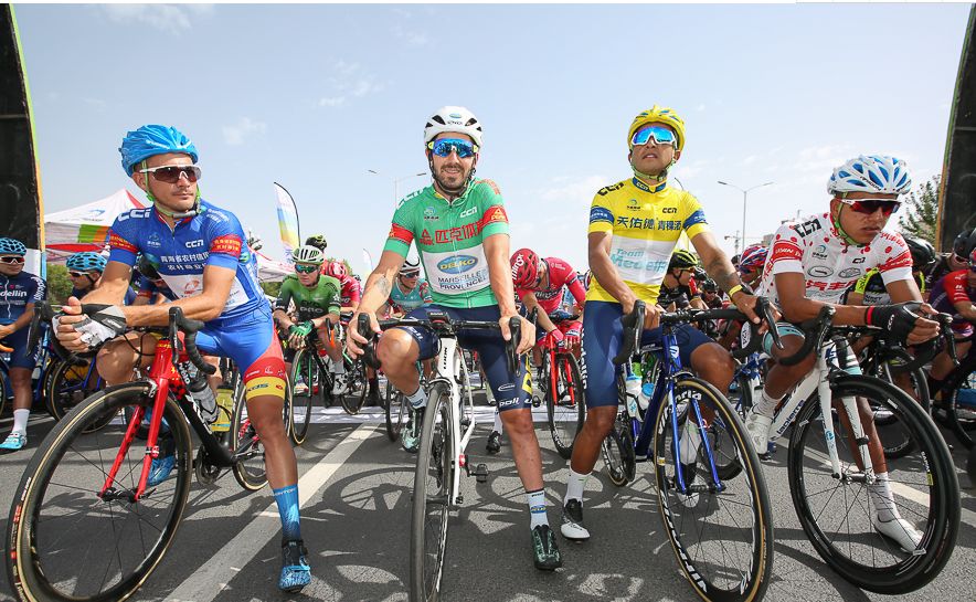 B体育app下载地址-青海队队员互相配合,赢得比赛关键