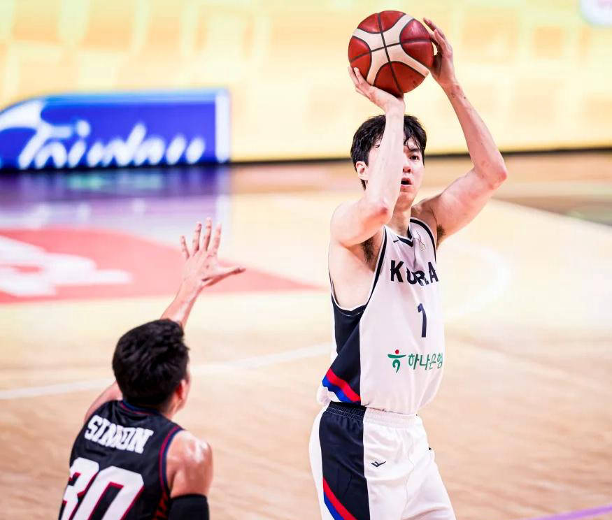 B体育官方-四川男篮胜券在握，完美收官